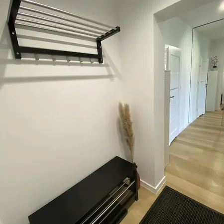 Flow Apartment *